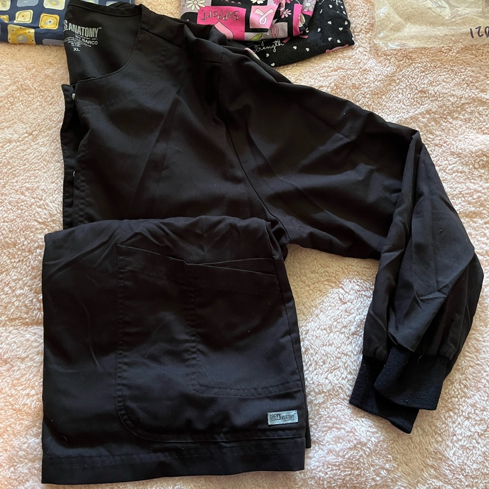 Scrub jacket
